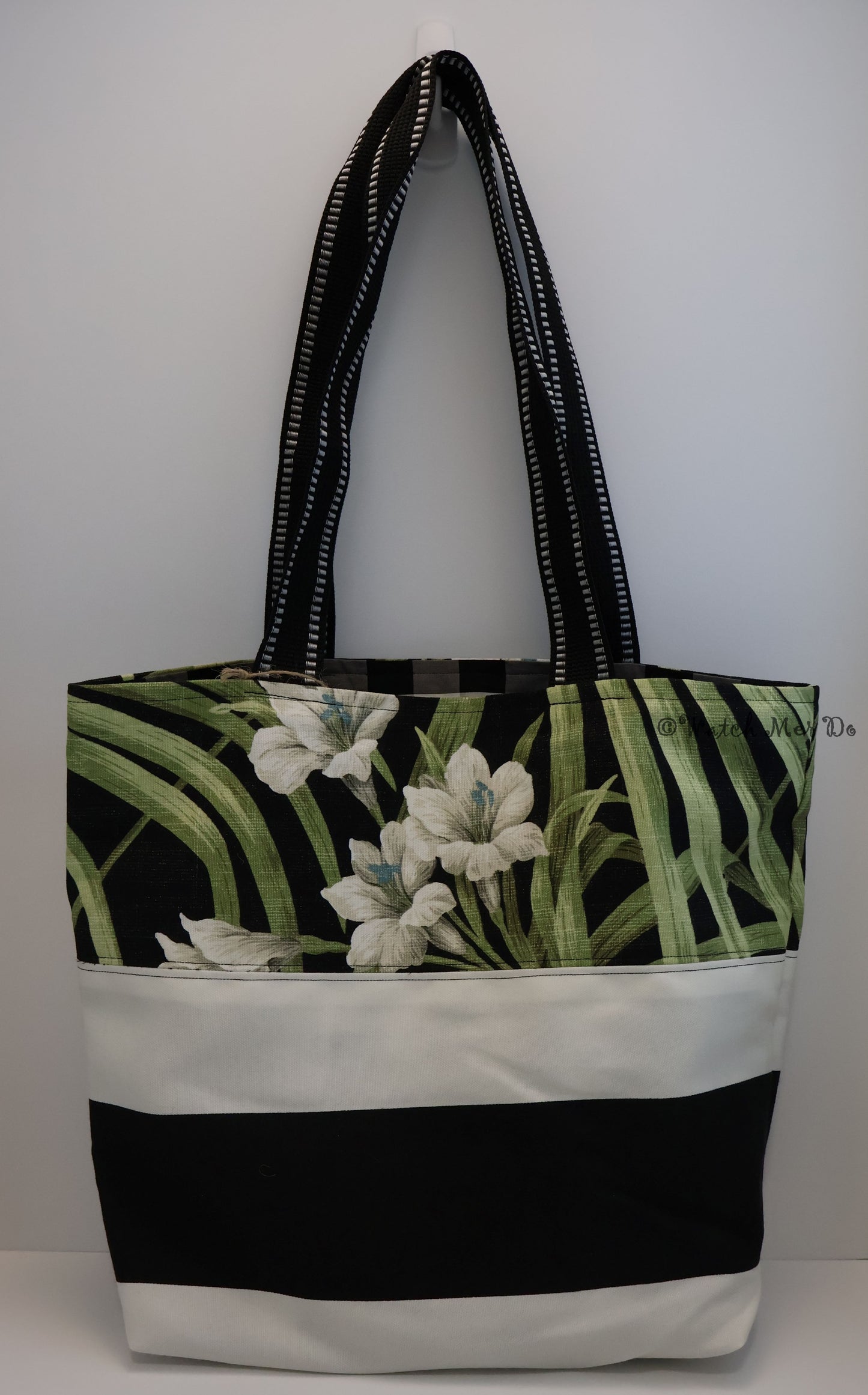 Tote - Medium