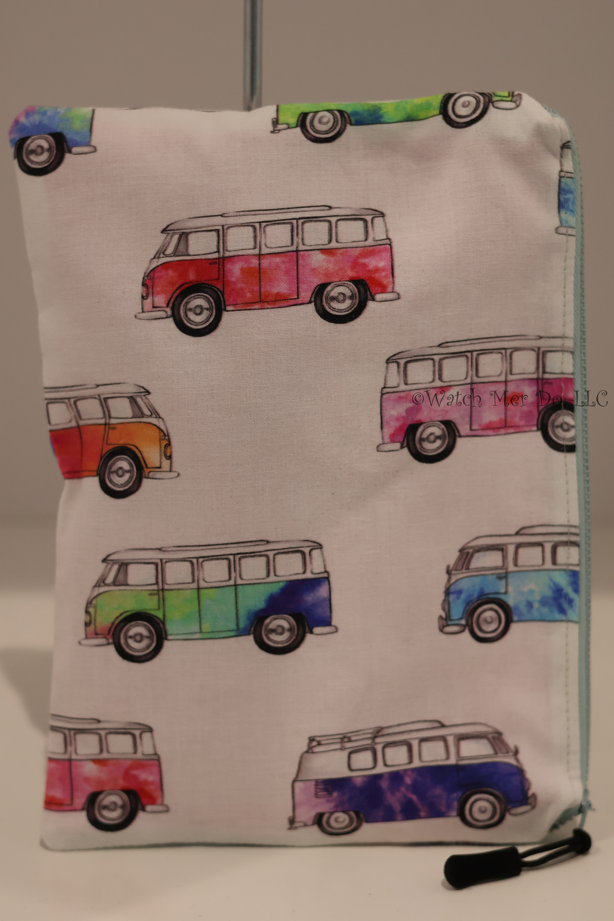Zip pouch