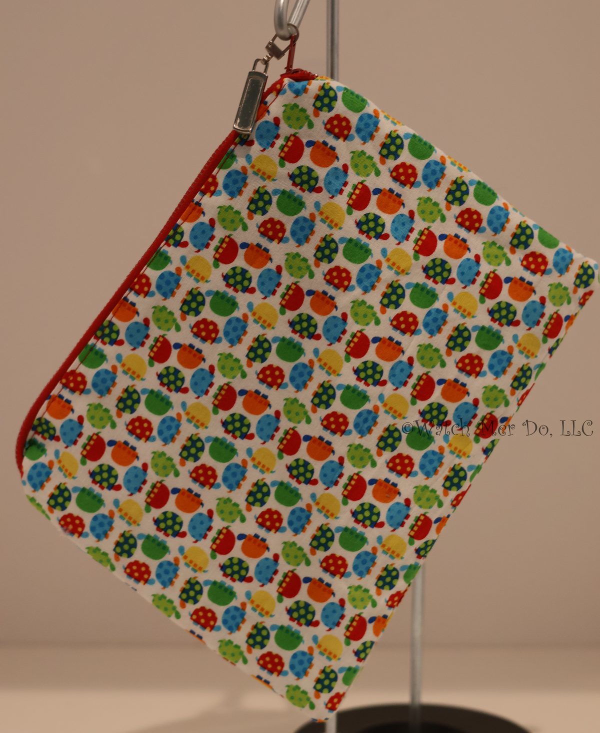 Zip pouch