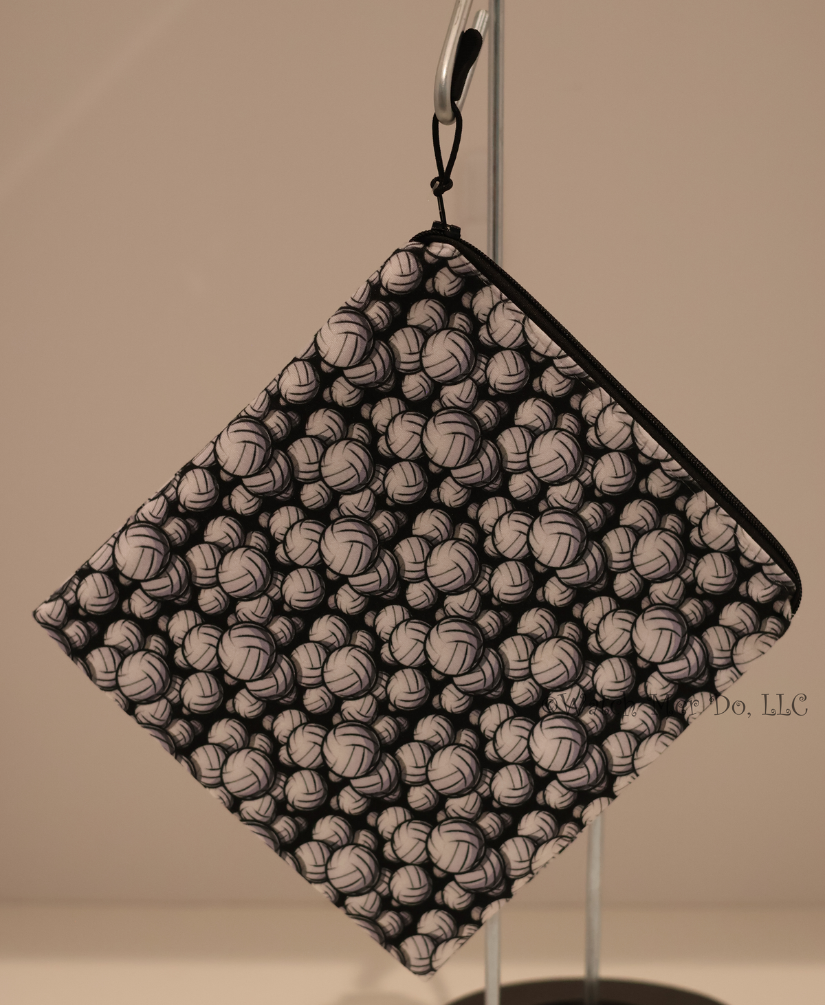 Zip pouch