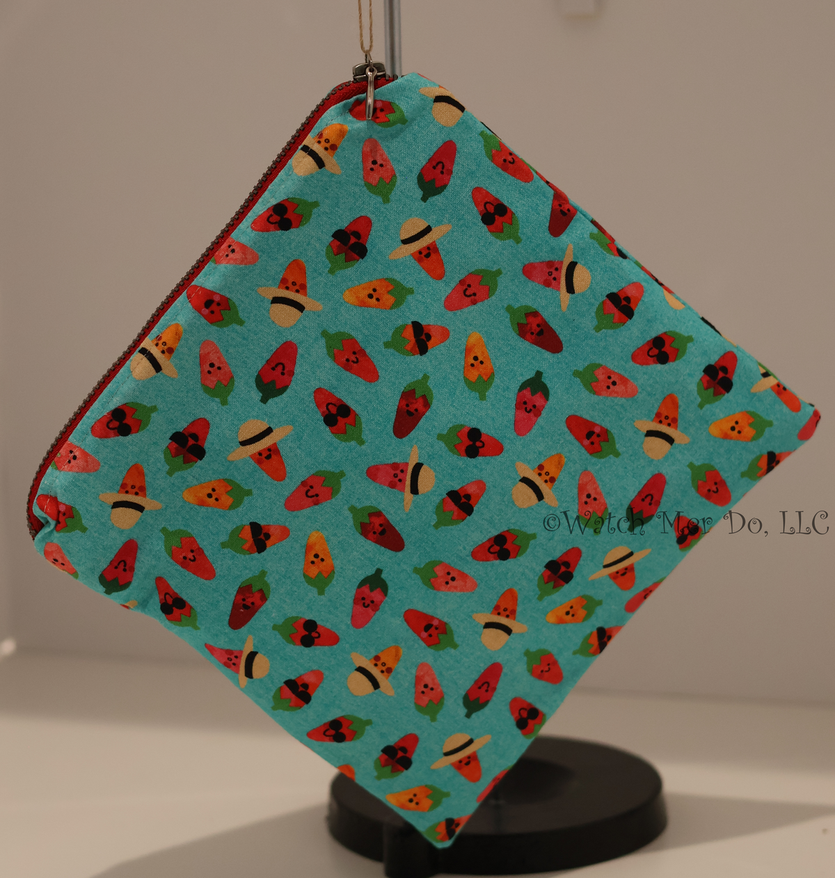 Zip pouch